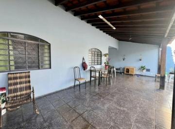 Casa de 3 quartos, Águas Claras · QS 7 CASA TÉRREA DE 3QTS, SUITE NA LAJE E ESCRITURADA.