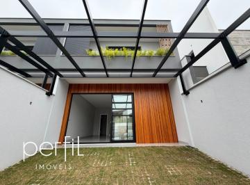 Foto 01 · Casa à venda em Joinville-SC, Jardim Sofia, 3 quartos, 3 suítes, 4 banheiros, 2 vagas, 140m².