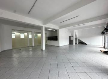 Foto 02 · Salão comercial para locação em Sorocaba-SP: 1 sala, 1 banheiro, 6 vagas de garagem, 400m² no Jardim