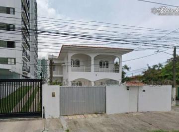 d30e28e6d3fd1599baa380dd64c437bef36f0847 · Casa de esquina com 10 dormitórios à venda, 422 m² por R$ 1.400.000 - Campo Grande - Recife/Pernambu