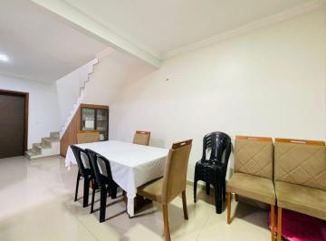 Casa de 4 quartos, Samambaia · Casa sobrado 4 quartos e 4 suítes, repleta de armários, 3 vagas. churrasqueira- Samambaia