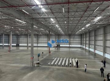 c09585461b5b1fb86ec992d2ae78ba962987a237 · Galpão Corporativo 1.530m² para Grandes Operações