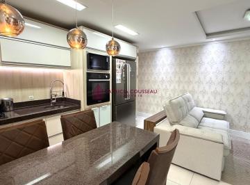 Living integrado · Apartamento 2 dormitórios no Residencial Lucerne, a 700m do mar - Centro, Navega