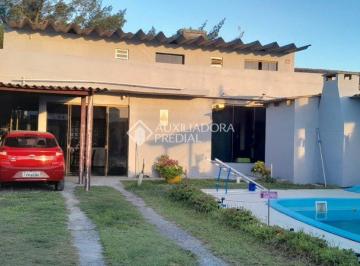 Casa · 177m² · 3 Quartos · 2 Vagas · casa 3 quartos ( 3 suítes) em Cidreira.