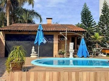 Casa · 160m² · 4 Quartos · 3 Vagas · Casa 4 quartos na Praia da Cal em Torres/RS