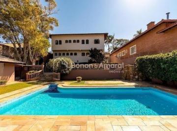 Casa · 576m² · 4 Quartos · 6 Vagas · Casa com 4 Quartos e 6 banheiros à Venda