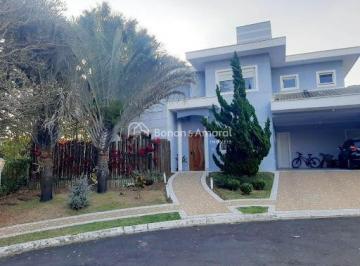 Casa · 251m² · 4 Quartos · 4 Vagas · Sobrado Luxuoso com Piscina Aquecida em Condomínio Tranquilo