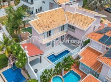 Casa · 397m² · 4 Quartos · 4 Vagas · Casa de condomínio com 4 Quartos e 5 banheiros à Venda, 397m² por R$ 1.865.000