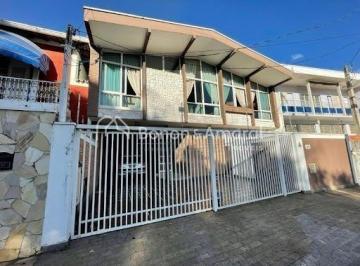 Casa · 254m² · 3 Quartos · 3 Vagas · Casa com 3 Quartos e 4 banheiros à Venda, 255 m² por R$ 850.000