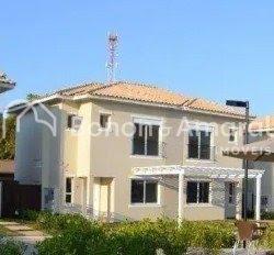 Casa · 83m² · 3 Quartos · 2 Vagas · Charmoso sobrado de 3 quartos à venda no condomínio Barão Ville
