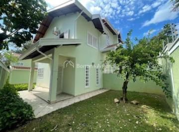 Casa · 265m² · 4 Quartos · 6 Vagas · "Espaçosa Casa Sobrado com Lazer Completo e Localização Privilegiada"