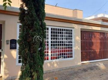 Casa · 240m² · 4 Quartos · 3 Vagas · Casa com 4 Quartos e 6 banheiros à Venda, 240 m² por R$ 960.000