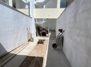 Casa · 80m² · 3 Quartos · 2 Vagas · Linda Casa Bairro Laranjeiras