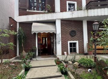 Casa · 362m² · 4 Quartos · 6 Vagas · Casa para venda em Indianópolis com 4 quartos, sendo 1 suíte, 362m²