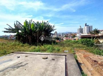 Terreno · 729m² · Terreno à venda em Barreiros, São José.