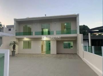 Casa · 185m² · 5 Quartos · 6 Vagas · Casa a venda ampla, 100 mts  em Canasvieiras, Florianópolis