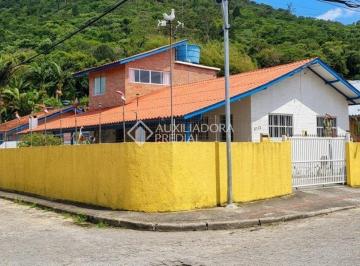 Casa · 150m² · 3 Quartos · Auxiliadora Predial Vende Casa Jurerê Internacional excelente localização