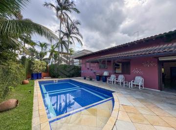 Foto · Casa com piscina e churrasqueira no Condomínio Granville na Enseada, Guarujá