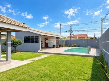 Casa · 216m² · 3 Quartos · Casa com 3 Quartos  com Piscina à venda, 255m² - Campo Largo