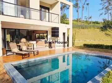 f738e964cb0933710d4cd0c0c76495f981c80266 · Casa com 3 dormitórios à venda, 242 m² por R$ 1.980.000,00 - Vila Darcy Penteado - São Roque/SP