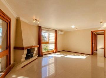 Apartamento · 121m² · 3 Quartos · 2 Vagas · Apartamento com Lareira e Churrasqueira Próximo à Sogipa