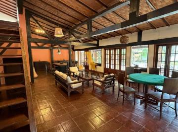Casa · 469m² · 4 Quartos · 5 Vagas · Aluguel de Casa em Condomínio com 4 quarto(s), 1 suíte(s), 469 m², por R$ 17 mil, no condomínio Vill