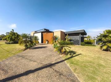 c06bc3895d29b70a4697d8905057f56e1a321829 · Casa térrea mobiliada à venda no Condomínio Primavera - Salto, SP | CA1879