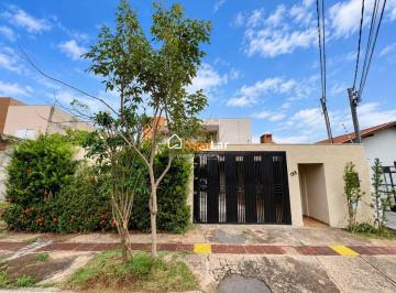 56b5e488c480dc485d6e3520bc527a27c80913e5 · Sobrado mobiliado à venda com 3 suítes, piscina, área gourmet e energia solar no Vilas Boas