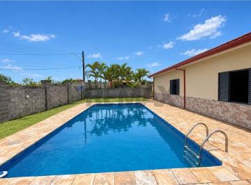 Rural · 241m² · 5 Quartos · 2 Vagas · CHÁCARA PRÓXIMO AO CENTRO DE JARINU, COM 3.070 M², PISCINA, CAMPO DE FUTEBOL E 3 SUÍTES