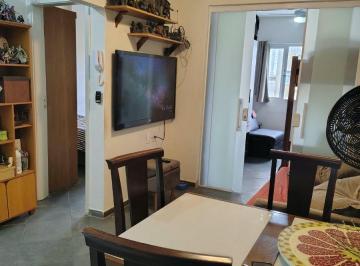 Apartamento de 1 quarto, Santos · VENDA DE APARTAMENTO DE 60m2 COM 1 DORM E 1 BANHEIRO, NA QUADRA DA PRAIA EMBARE !