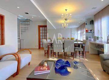 Apartamento · 220m² · 4 Quartos · 2 Vagas · Cobertura com vista definitiva na Serra!