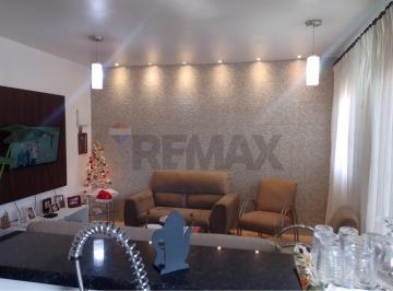 Casa · 78m² · 3 Quartos · 4 Vagas · Casa confortável 3 quartos sendo 2 suítes