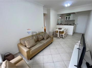 Apartamento · 60m² · 2 Quartos · 1 Vaga · Apartamento na Enseada, Guarujá – 250m da Praia,