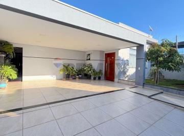 Casa · 146m² · 3 Quartos · 2 Vagas · Casa de 03 dormitorios em Jaguariuna-SP - Jardim Europa - R$ 795,000,00