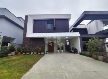 Casa · 330m² · 5 Quartos · 3 Vagas · Casa em Condomínio 330M² - para Alugar