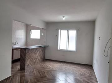 Apartamento · 28m² · 1 Quarto · Kit para aluguel definitivo em Praia Grande - canto do forte, prédio frente mar