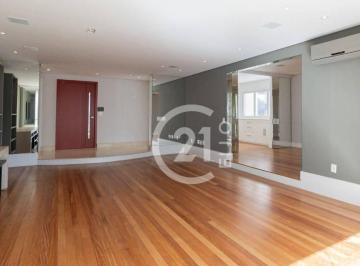 4df12c77521e0ce19d379509ce5687ab7993de36 · Itaim Bibi com 3 quartos, 214m²