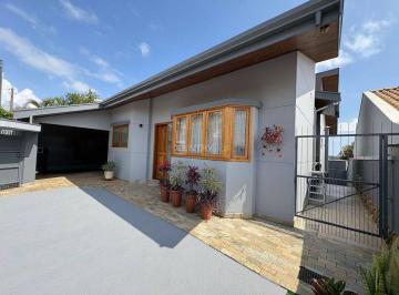 Casa · 237m² · 3 Quartos · 2 Vagas · Casa térrea à venda com 3 dorms, 1 suíte, área gourmet com edícula | Caxambu | Jundiaí - SP