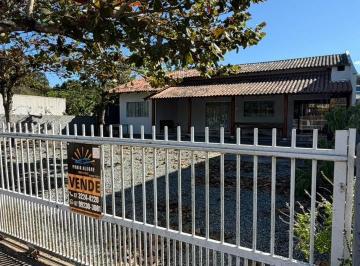 Casa · 300m² · 6 Quartos · Casa à venda no bairro Itacolomi, Barra Velha/SC
