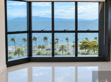 6662b4e87e6cdbd2f10c7f1cd6ecbbe3bc971711 · Apartamento com vista Beira Mar Norte, totalmente reformado e mobiliado.