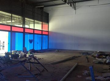 Comercial · 69m² · 1 Quarto · 1 Vaga · Prédio Comercial para alugar em Jaraguá de 69.00m² com 1 Quarto, 1 Suite e 1 Garagem