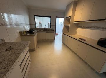 Casa · 200m² · 3 Quartos · 2 Vagas · Casa para venda em Planalto de 200.00m² com 3 Quartos, 1 Suite e 2 Garagens
