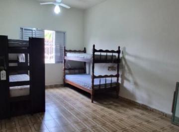 Apartamento · 33m² · 1 Quarto · 1 Vaga · Maravilhosa Kitinete Térrea à Venda no Caiçara, Praia Grande - 1 Vaga