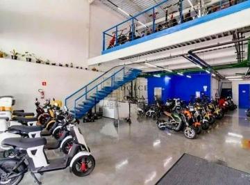 cjvbz6i2ogiwnde0zdc5mdu2_md · Prédio Monousuário em Pinheiros - pé direito duplo e elevador para carga