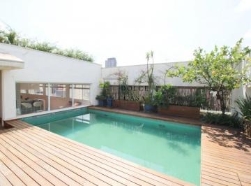 muxjd02yty3oguxywm3odm4_md · Cobertura no Itaim Bibi - piscina, 2 terraços e vista para o Bairro