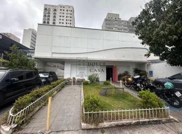 lgkrz82otazotqyota1nwqx_md · Casa comercial no Jardins - 20 vagas, jardim e ampla visibilidade