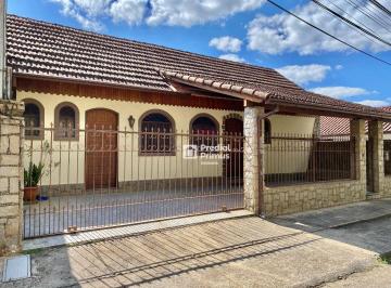 Casa · 595m² · 5 Quartos · 3 Vagas · Casa em Braunes, Nova Friburgo/RJ de 595m² 5 quartos à venda por R$ 850.000,00