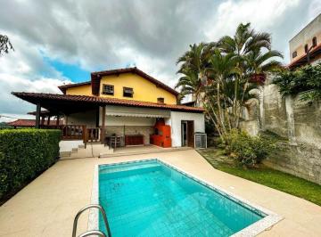 Casa · 300m² · 4 Quartos · 6 Vagas · Casa em Pendotiba, Niterói/RJ de 300m² 4 quartos à venda por R$ 755.000,00