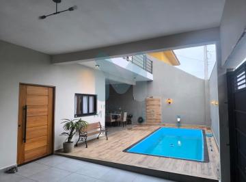 Casa · 144m² · 3 Quartos · 2 Vagas · Sobrado em Vila Santos, Caçapava/SP de 144m² 3 quartos à venda por R$ 750.000,00