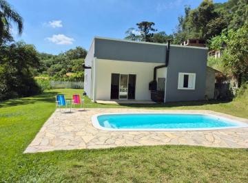 Rural · 200m² · 3 Quartos · 4 Vagas · Chácara em Vila São Francisco, Cotia/SP de 200m² 3 quartos à venda por R$ 720.000,00